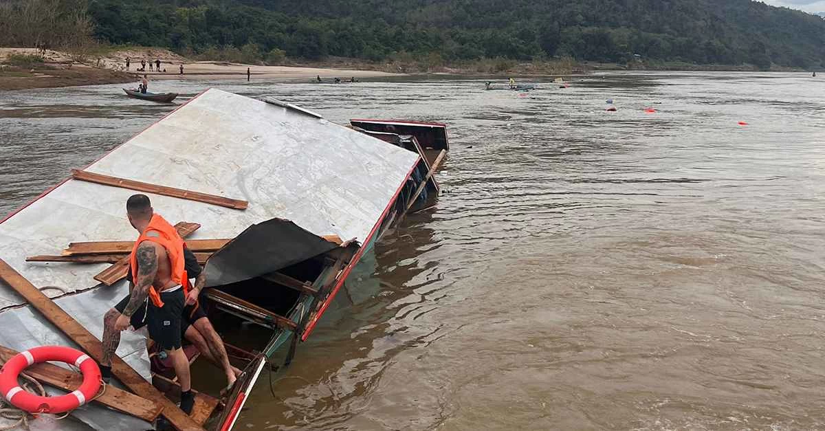 ルアンパバーンのスローボート事故で子ども1人が死亡、2人目の子どもの捜索続く